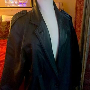 Women’s leather Trench coat / Duster